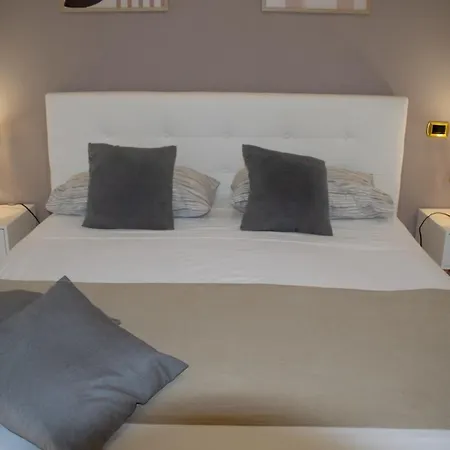 Feni 3* ポンペイ